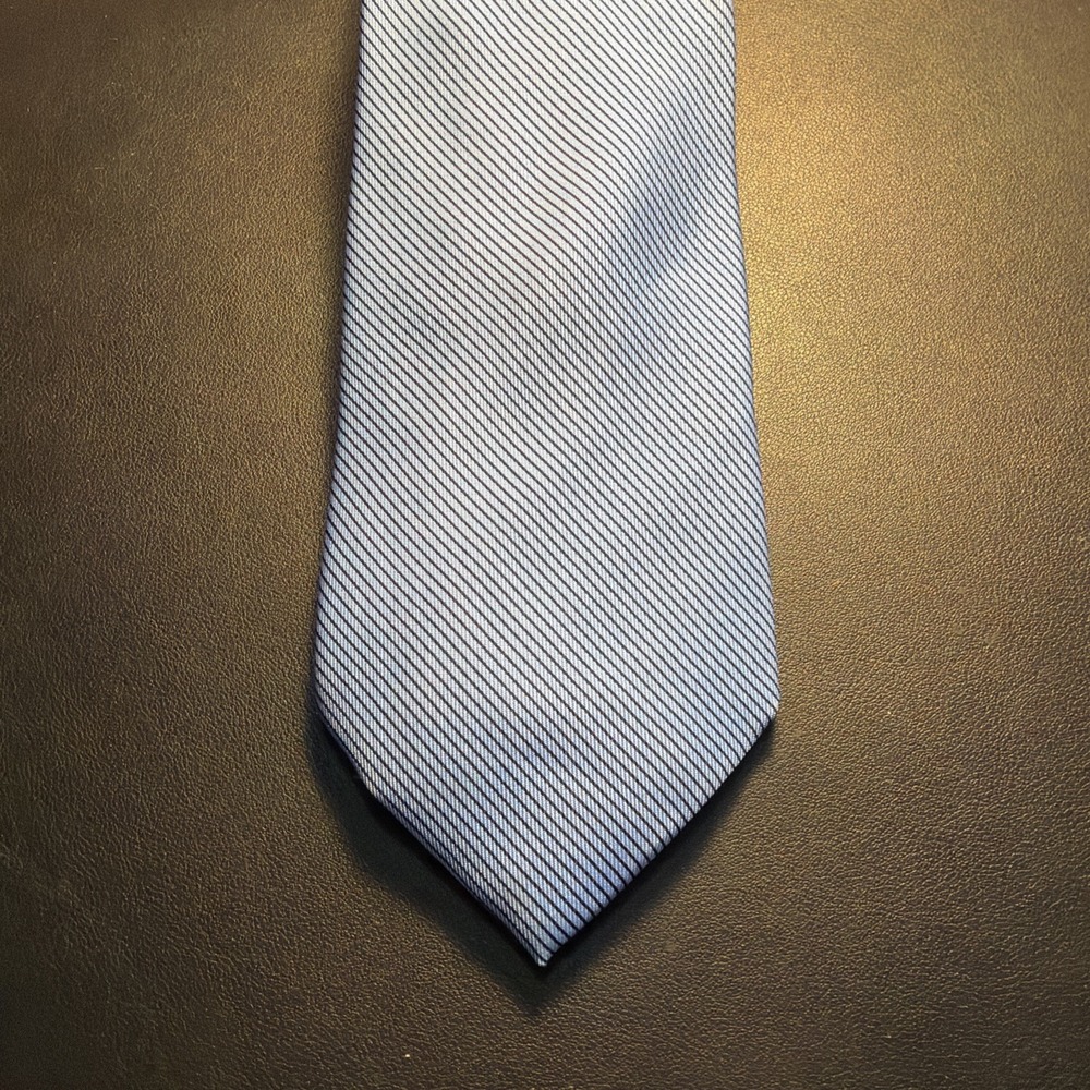 Brooks Brothers Blue And Navy Striped 100% Silk Men's Necktie 58"
